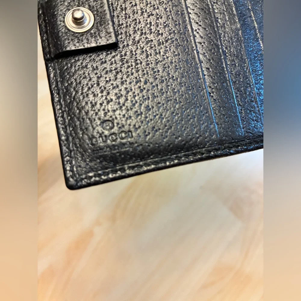 Black Leather Gucci Wallet